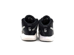 Nike Team Hustle D 9