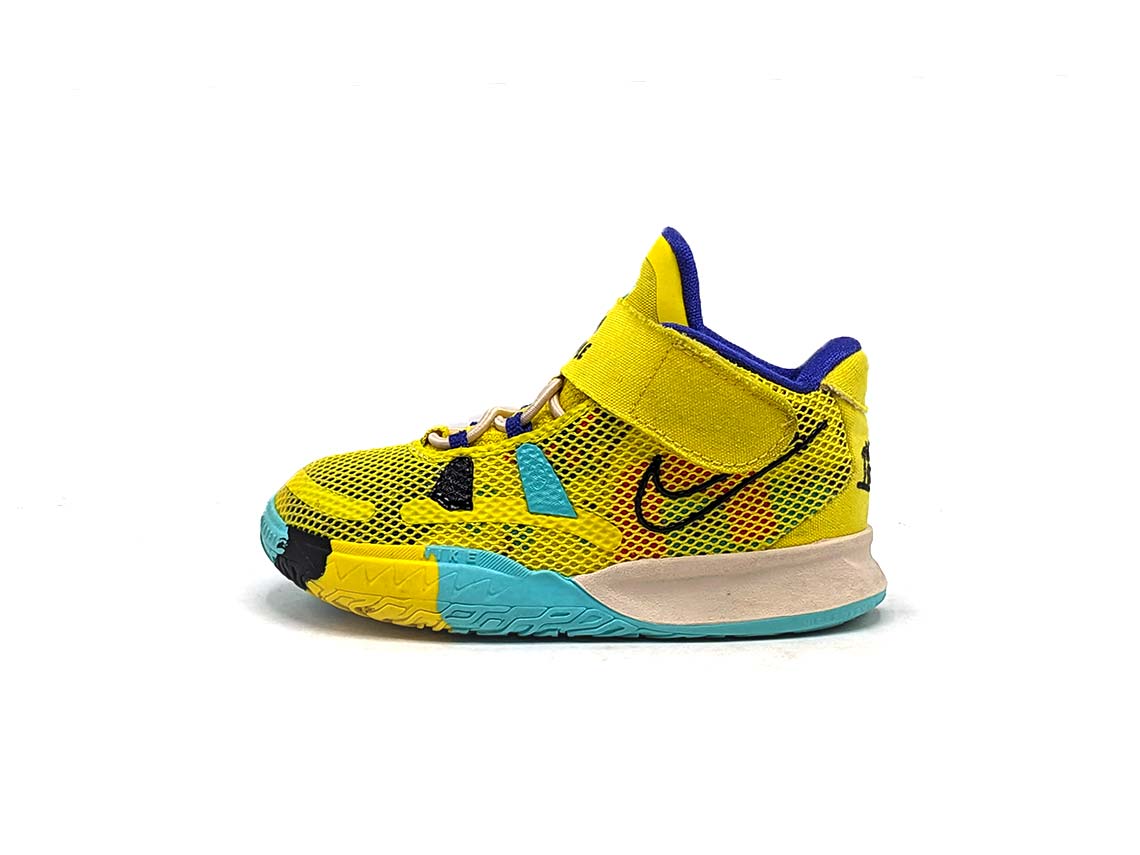 Nike Kyrie 7