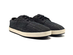 Toms