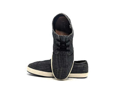 Toms