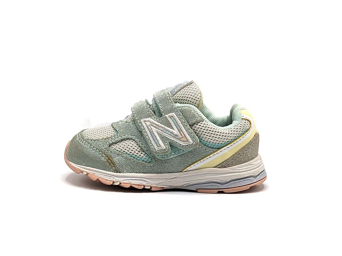 New Balance 888v2