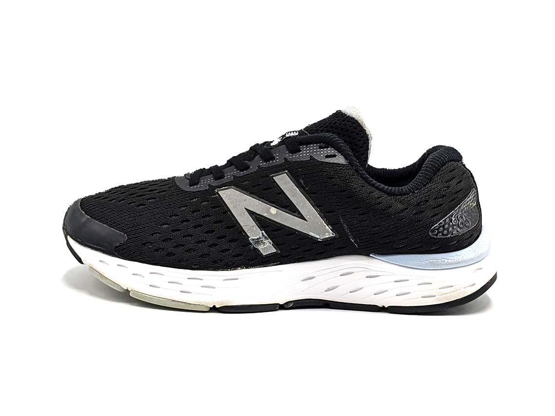 New Balance 680v6
