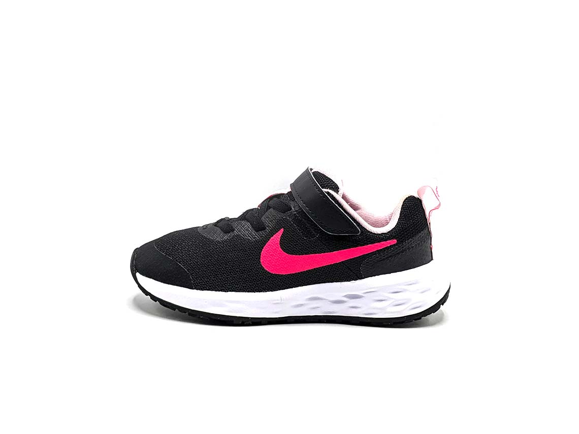 Nike Revolution 6