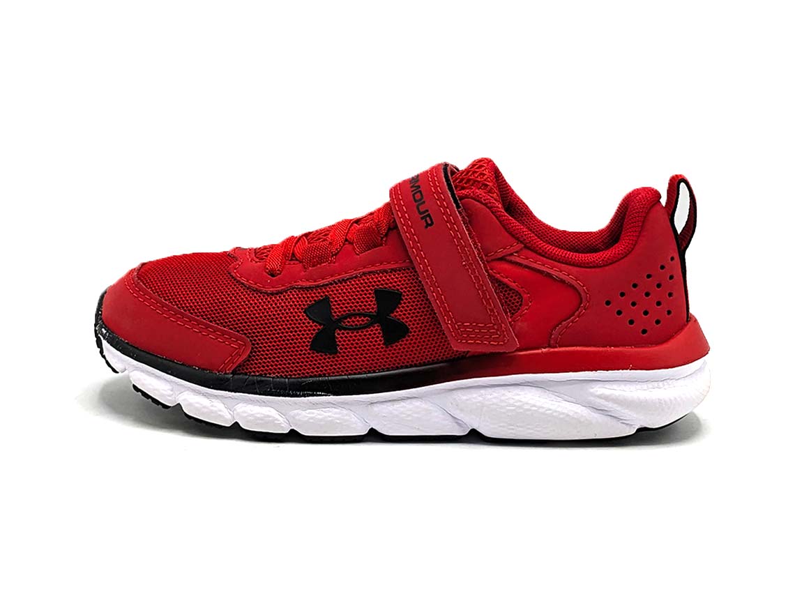 Under Armour Assert 9