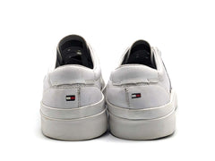 Tommy Hilfiger Corporate
