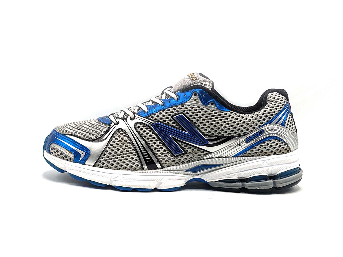 New Balance 880