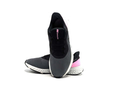 Nike Revolution 5