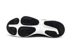 Nike Revolution 4