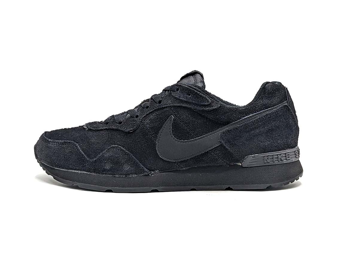 Nike Venture Runner