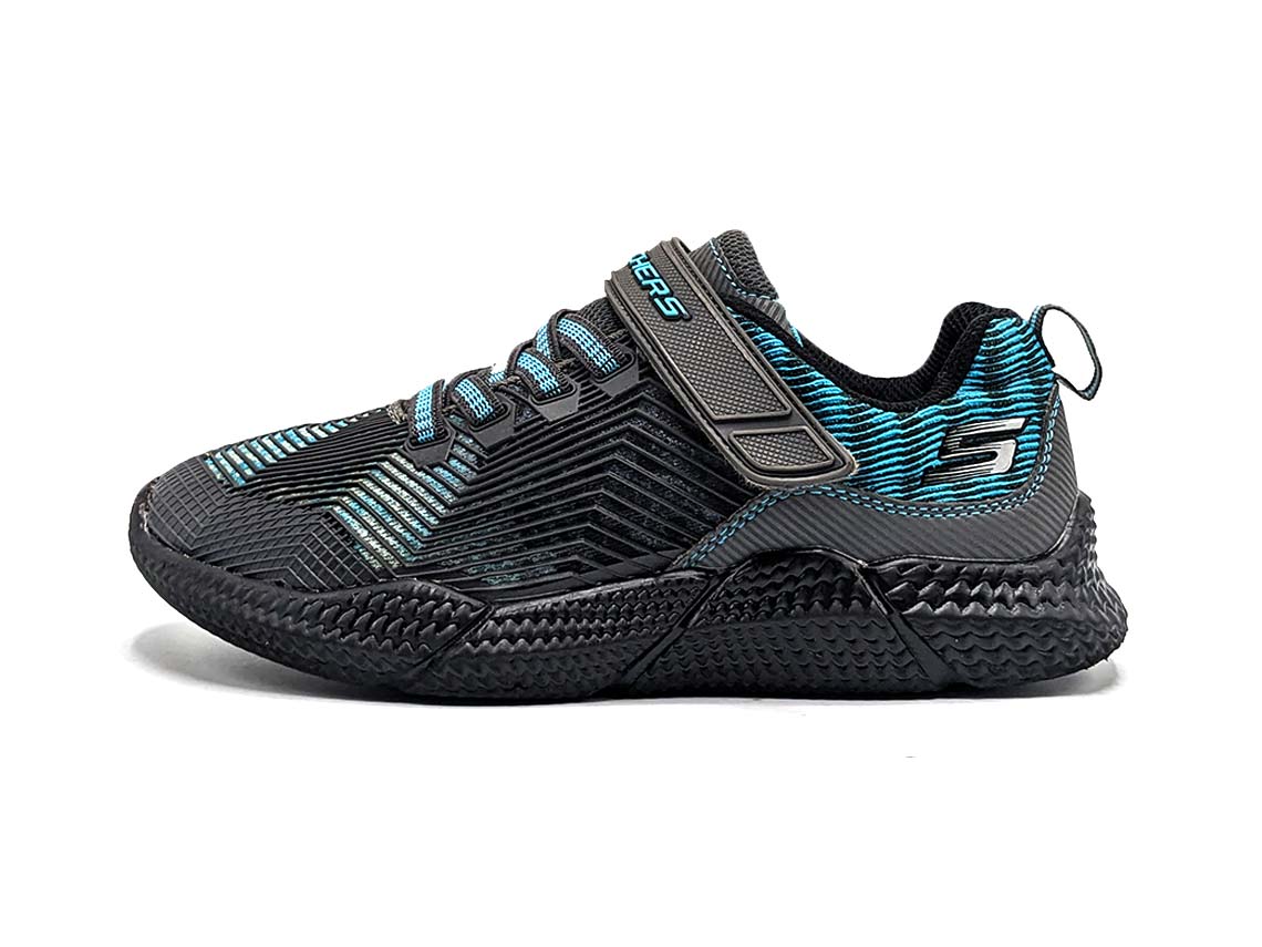 Skechers Intersectors