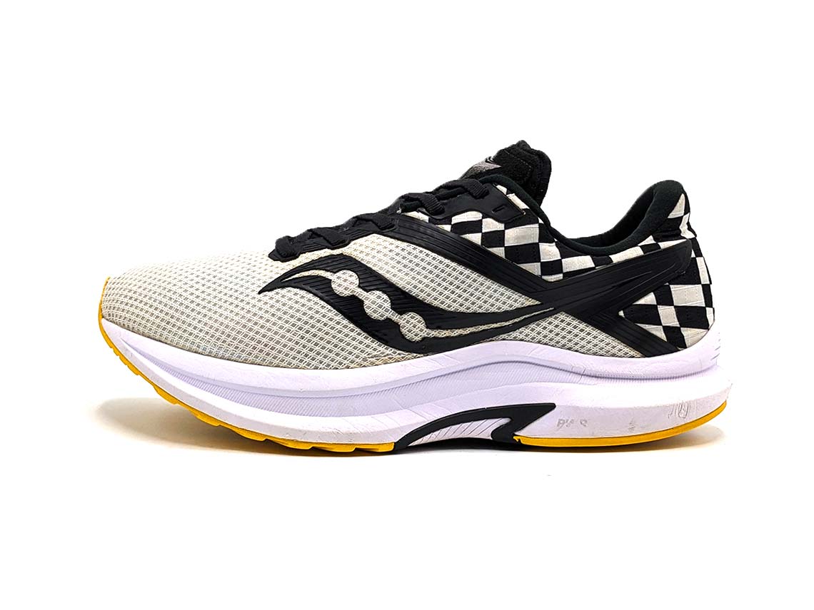 Saucony Axon