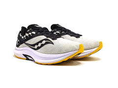 Saucony Axon