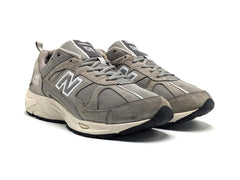New Balance 878