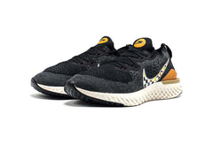 Nike Epic React Flyknit 2