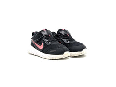 Nike Revolution 5