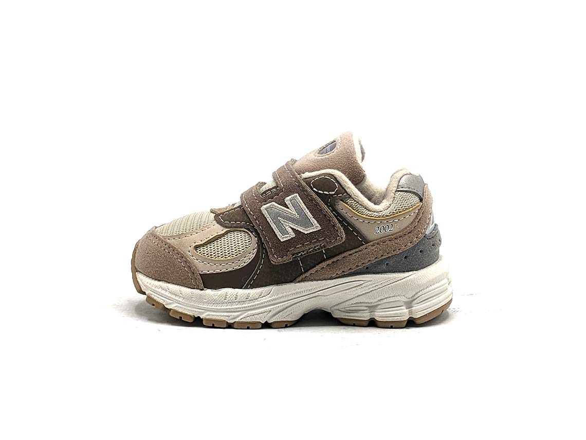 New Balance 2002R