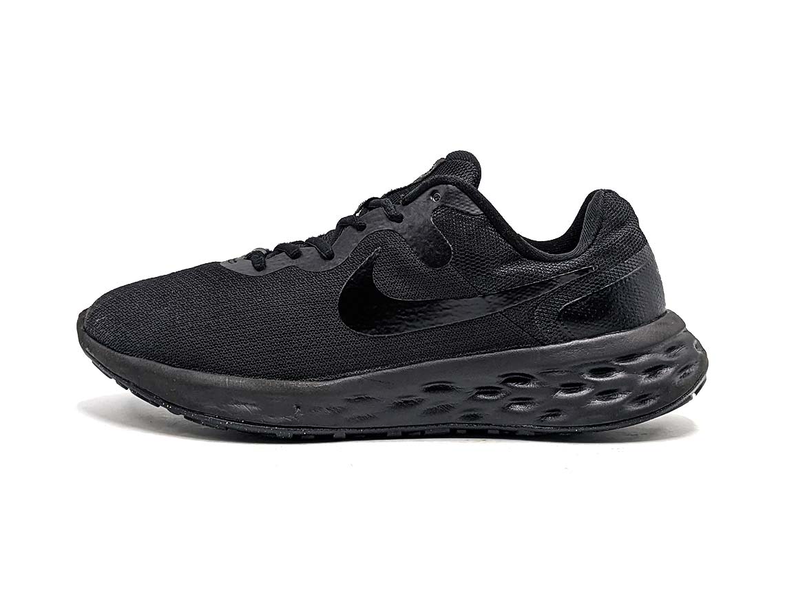 Nike Revolution 6