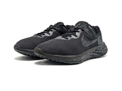Nike Revolution 6