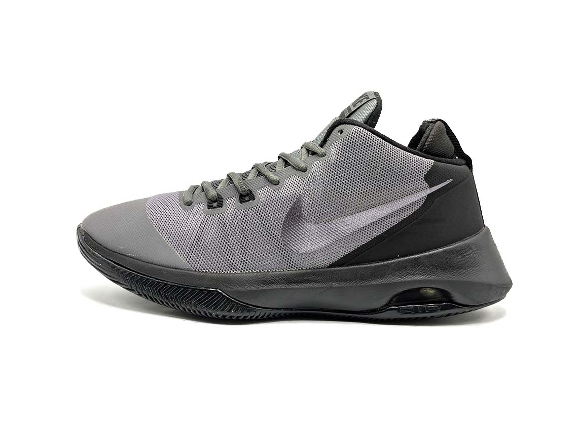 Nike Air Versitile