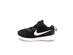 Nike Revolution 6