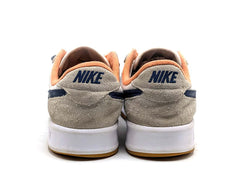Nike SB Adversary
