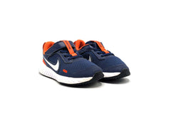 Nike Revolution 5