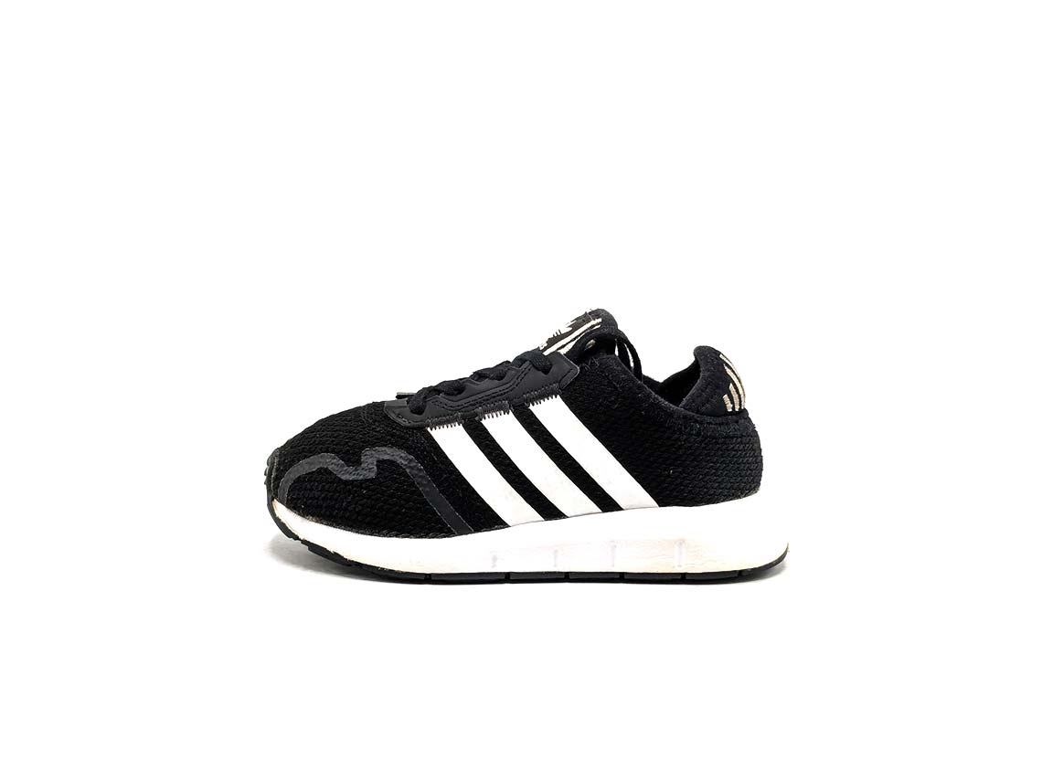 Adidas Swift Run