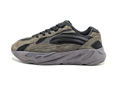 Adidas Yeezy Boost 700