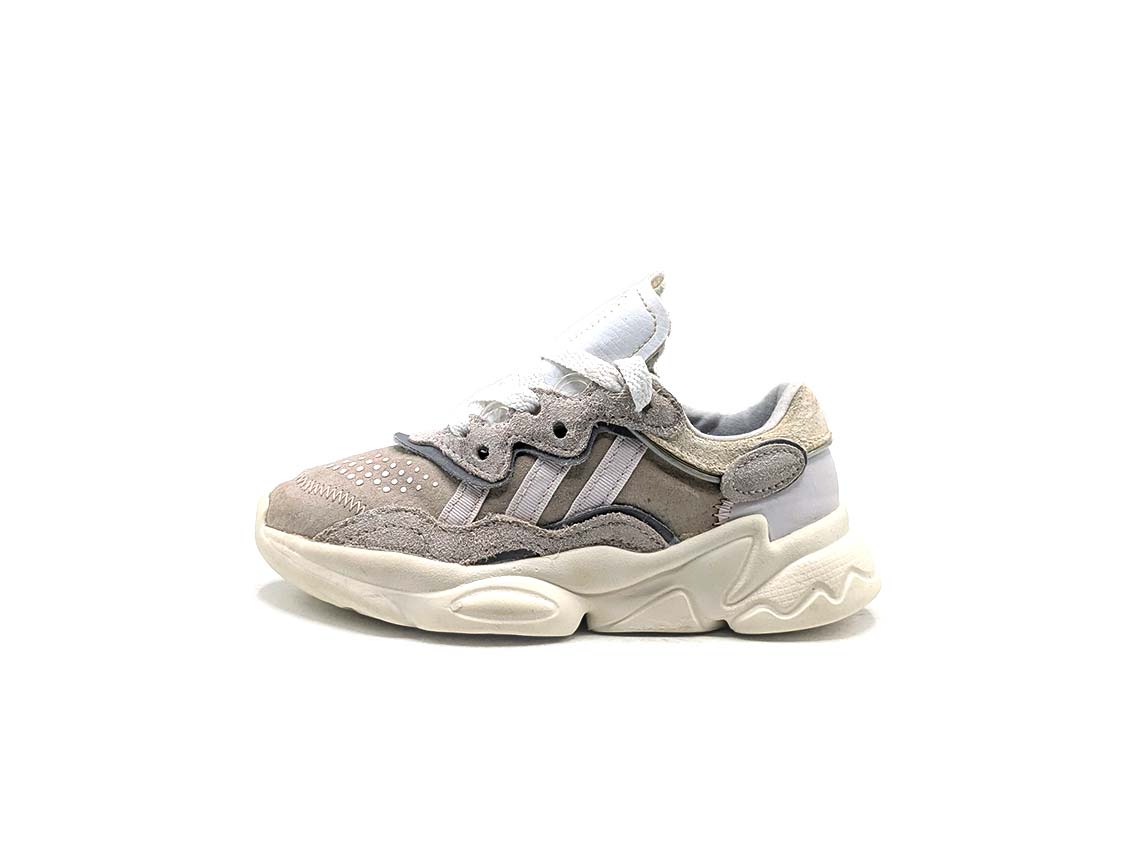 Adidas OZWEEGO