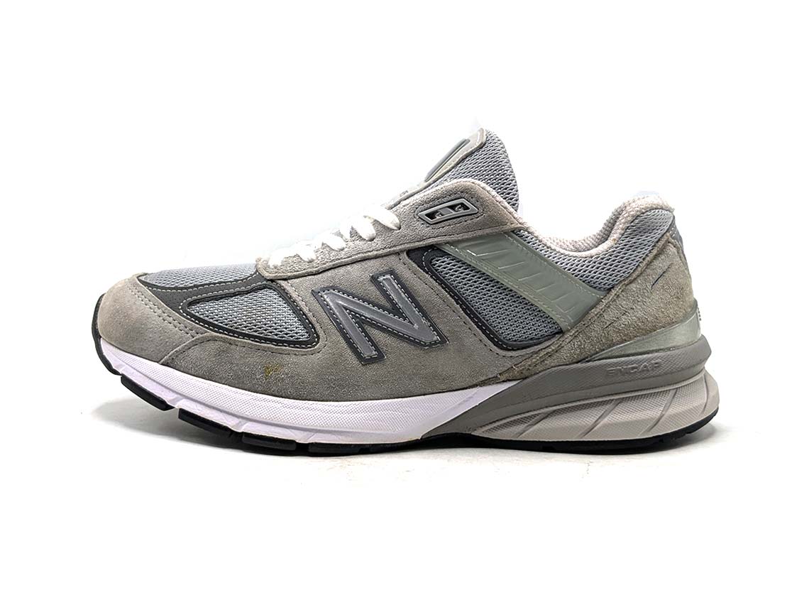 New Balance 990v5