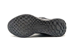 Nike Revolution 6
