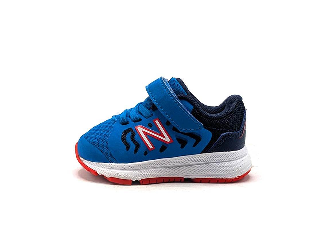 New Balance 519v2