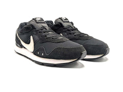 Nike Venture Runner