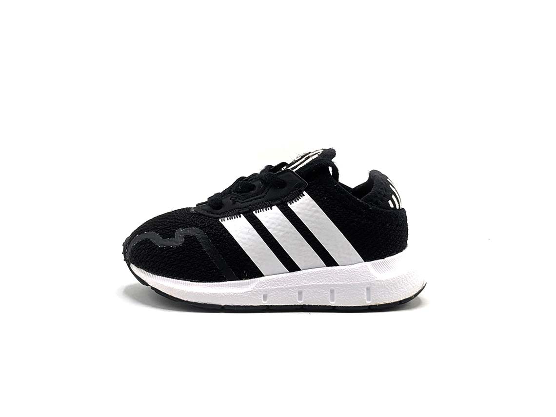 Adidas Swift Run X