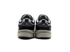 New Balance 990v6