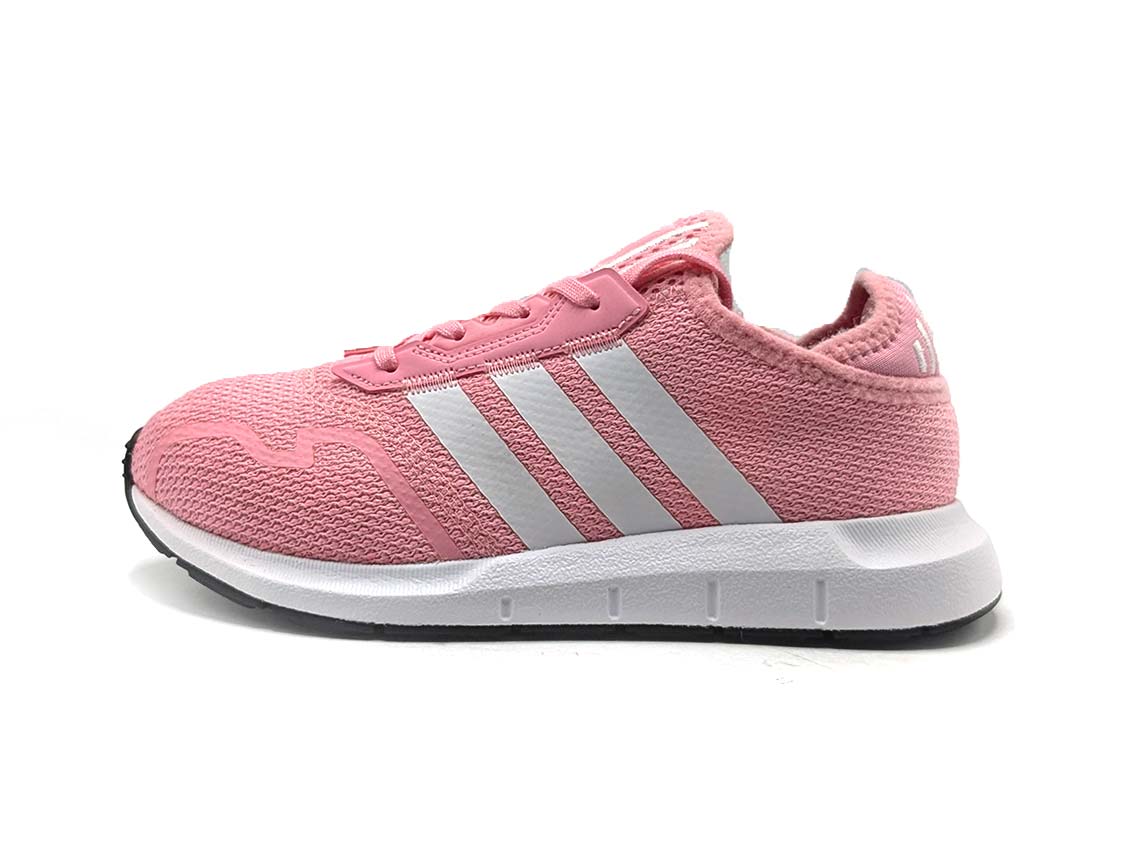 Adidas Swift Run