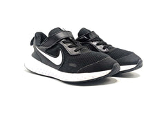 Nike Revolution 5