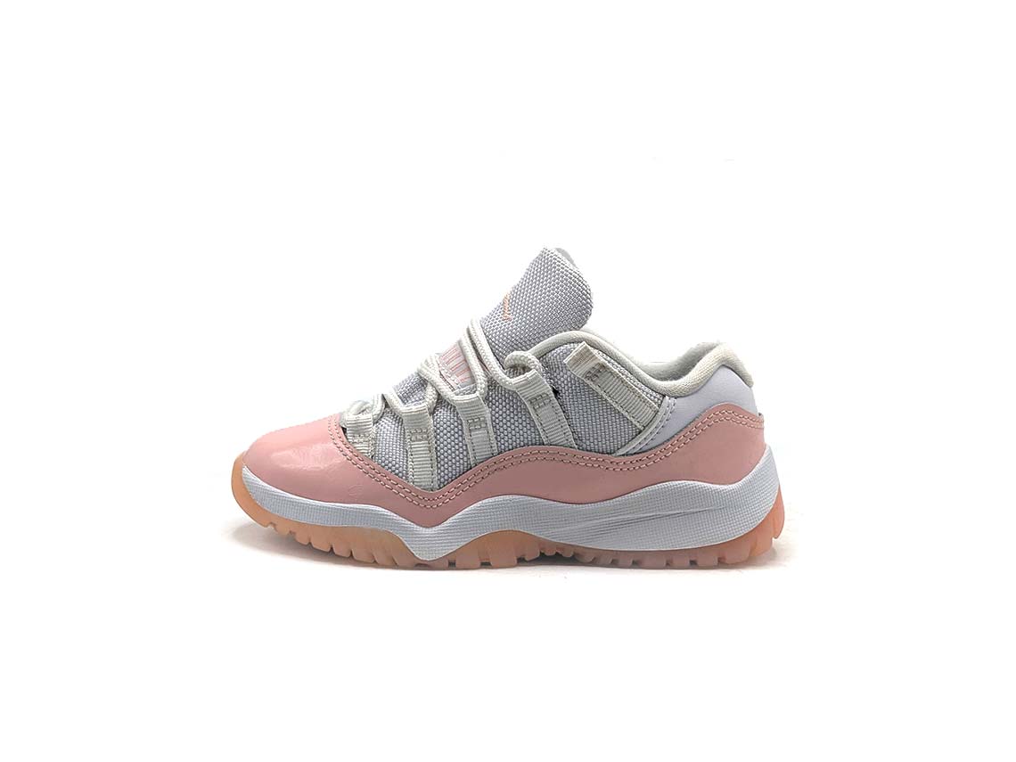 Air Jordan 11 Retro Low