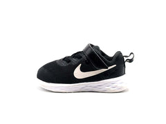 Nike Revolution 6