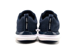 Under Armour Assert 8