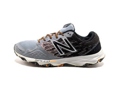 New Balance 690v2