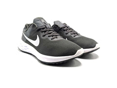 Nike Revolution 6