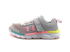 Under Armour Assert 8