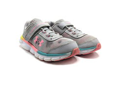 Under Armour Assert 8