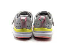 Under Armour Assert 8