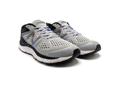 New Balance 840v4