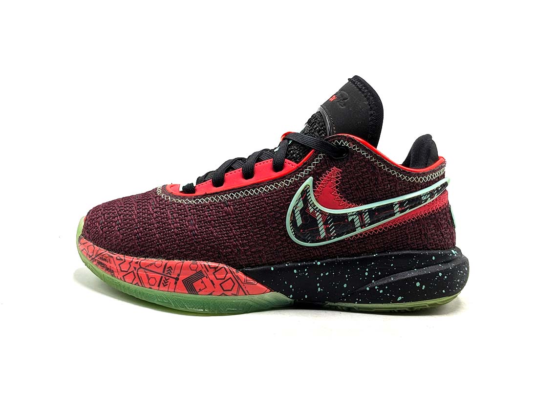 Nike Lebron 20 - Indoor