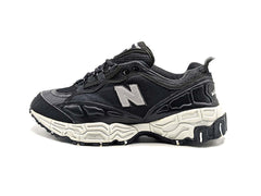 New Balance 801