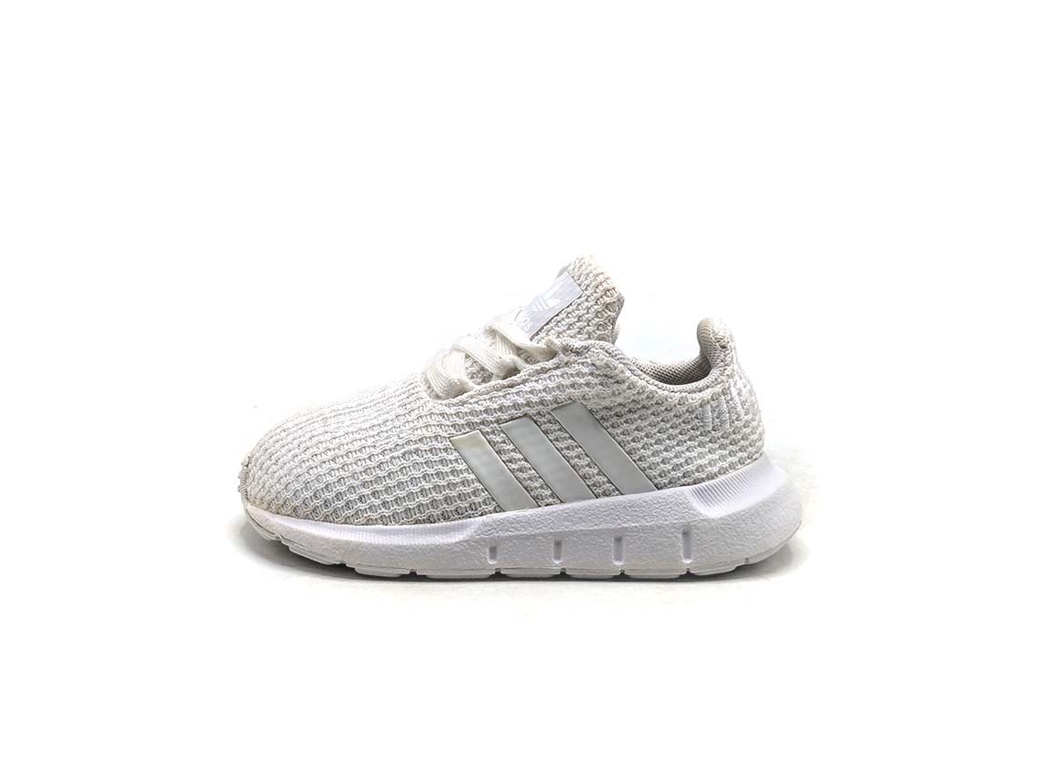Adidas Swift Run