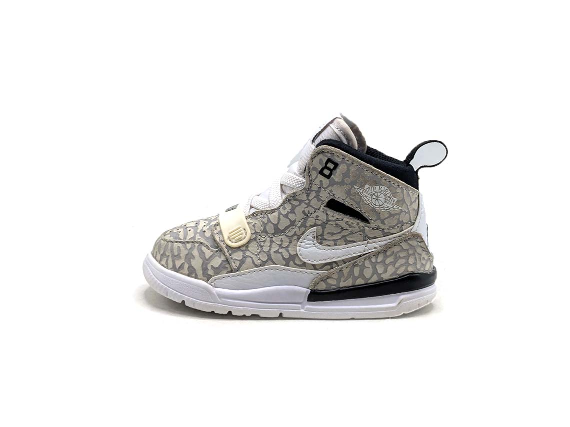 Nike Air Jordan Legacy 312